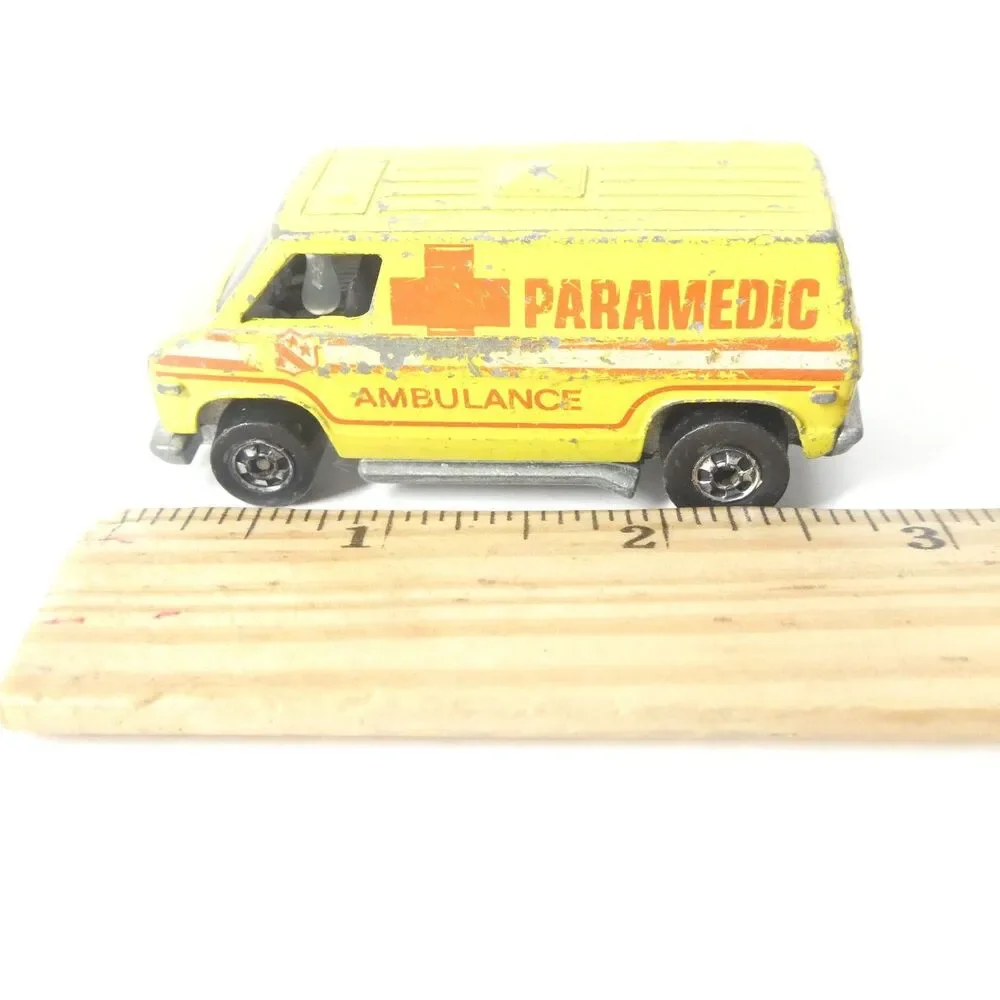 Hot Wheels vintage yellow